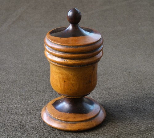Antique georgian treen urn - treen,