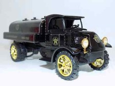 TEXACO 1935 MACK TANKER TRUCK