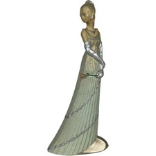 Ivory Princess Parastone Woman