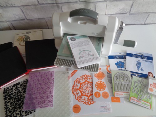 Sizzix bigshot foldaway - sizzix,