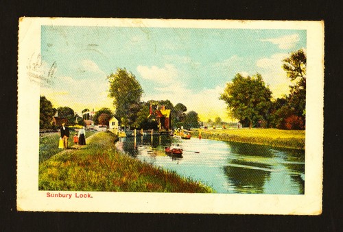Old postcard sunbury lock - postcard:,
