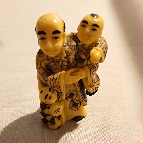 Japanese carved netsuke - japanese,