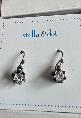 Stella dot sparkly dainty - &,
