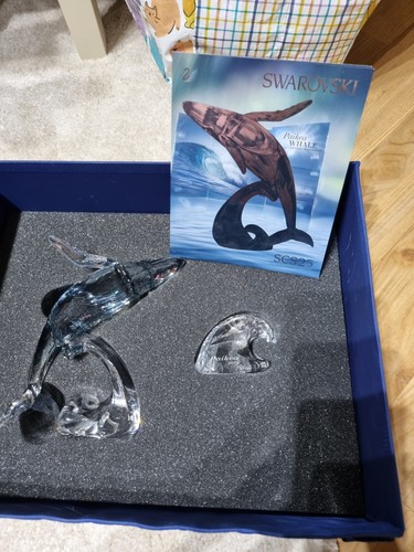 Swarovski whale paikea - whale,