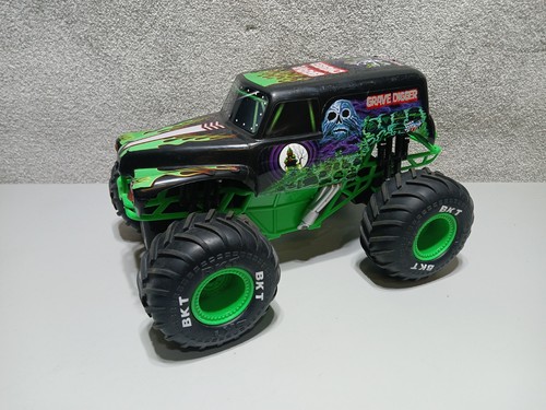 Grave digger monster - grave,