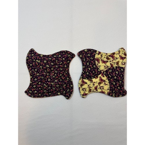 Handmade quilted pot holders - pot,