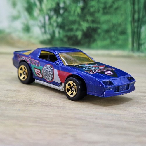 Hot wheels camaro z28 diecast - wheels,