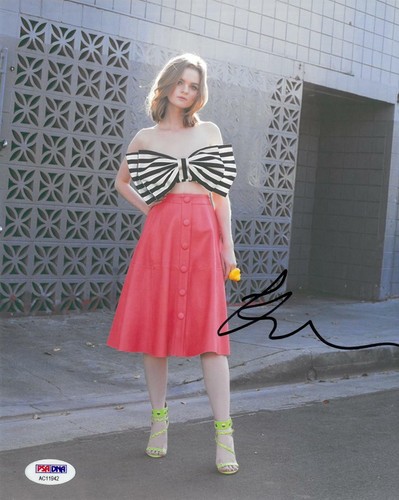 Kerris dorsey signed - kerris,