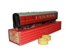 HORNBY DUBLO 4084 BR SUBURBAN COACH BRAKE 2ND BOXED *MINT*
