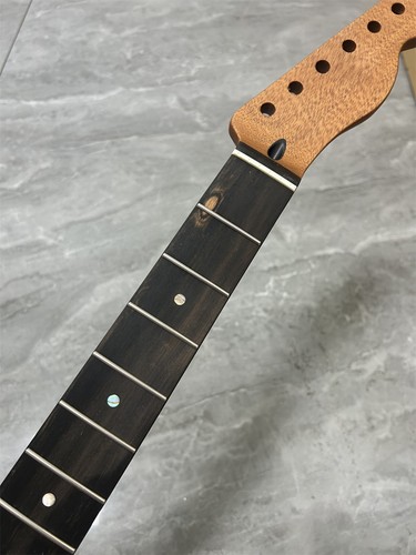 Matte mahogany electric guitar - matte,