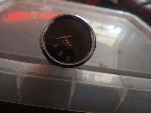Classic truck vacum - vacum, gauge