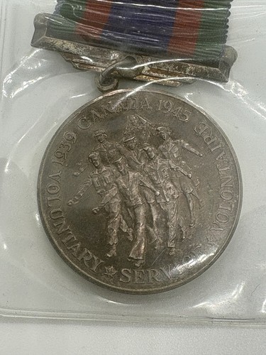 Silver authentic ww2 canadian - authentic,