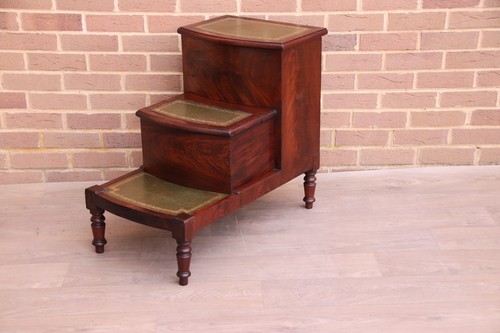 English mahogany three tiered - english,