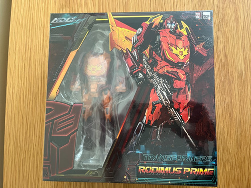 Transformers threezero mdlx - transformers,