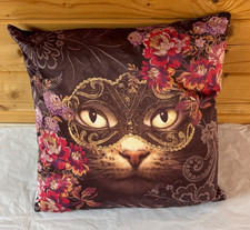 Cat Design Cushion With Filling Soft Silky Feel 45 x 45 cm