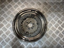 20-25 AUDI A3 8Y 1.5 PETROL AUTO CLUTCH DUAL MASS FLYWHEEL 04E105266AM