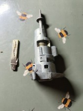 VW Passat B7 2012 Door Lock Barrel With Blade Driver Side