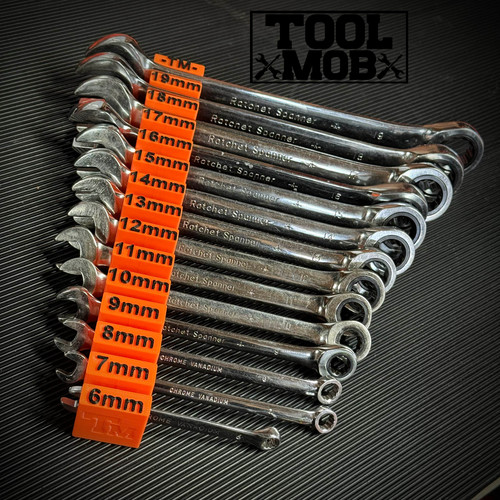 Magnetic spanner organiser - magnetic,