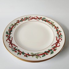 Royal Worcester Holly Ribbons