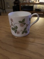 Wedgwood Wild Strawberry Bone