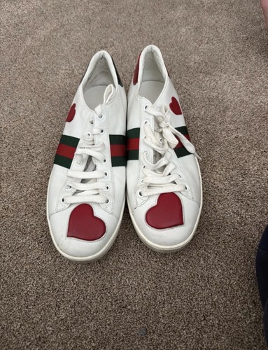 Gucci love heart trainers - gucci,