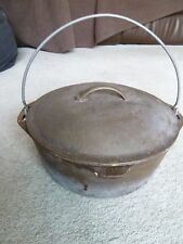 VINTAGE CAST IRON LIDDED DUTCH OVEN LODGE 8DO COLLECTIBLE DISPLAY PROP