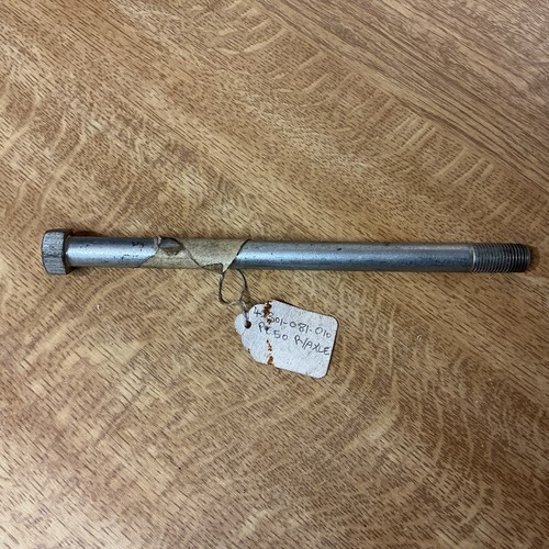 Honda pc50 rear axel - honda, nos