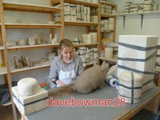 PHOTO  MAKING A WEMYSS WARE