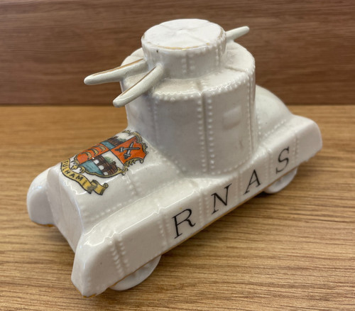 Crested china ww1 tank - tank, by