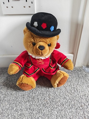 Teddy bear royal beefeater - bear,