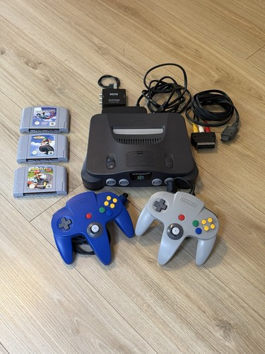 Nintendo n64 console bundle - 64,