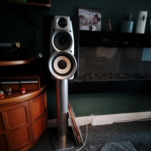 Tecknics speakers feet - tecknics, on