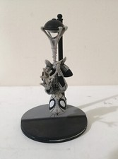 Marvel Q Fitg Grey & Black Spiderman Figure Hanging On Lamp Post 14 cm