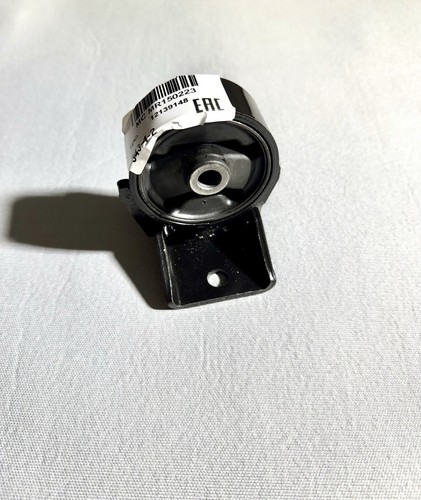 Engine mount mitsubishi - engine, pajero