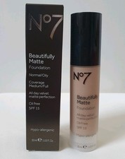 Boots No7 BEIGE Beautifully