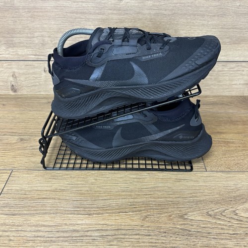 Nike shoes unisex - size, 6