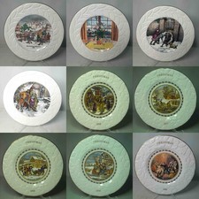 Your Choice of  COALPORT CHRISTMAS PLATE 25% off if buy 2 in one transaction