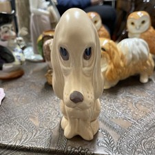 Beautiful Vintage Sylvac   Dog
