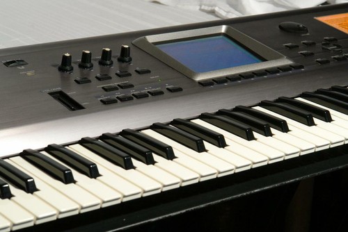 Roland fantom 76 - fantom, fa-76