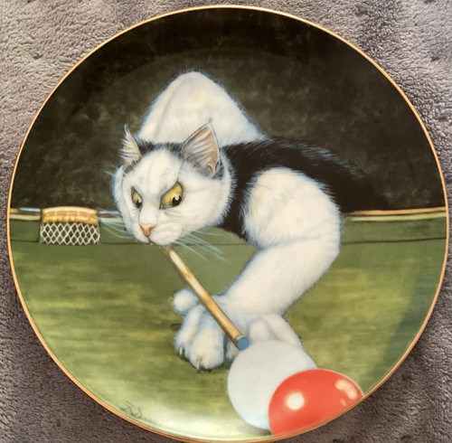 Collectors plate signed zoe - collectors,