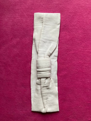 White bow hairband one size