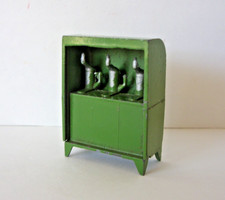 Vintage Toy Garage Oil Dispenser Diecast from Rare Crescent Toys Garage Gift Set