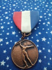 Vintage Majorette Baton Twirling Award Medal (A427)