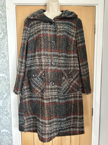 Lovely check plaid print - lovely,