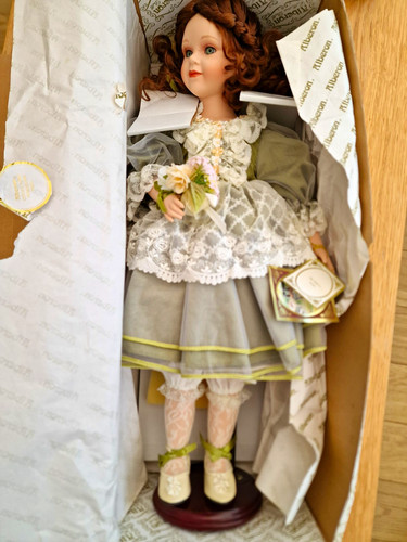 Alberon jade porcelain girl - jade,