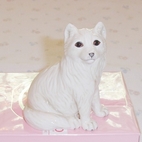 Beswick fox cub arctic - cub,