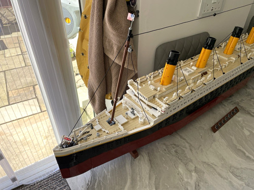 Lego icons titanic - icons,