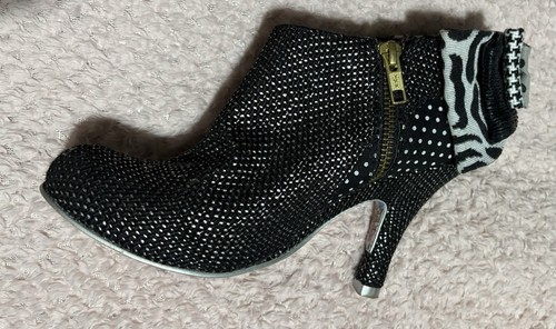 Irregular choice heeled - irregular,