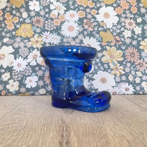 Vintage glass boot vase - boot,