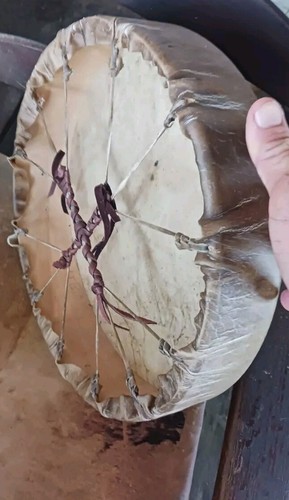 Awesome vintage native - **awesome,